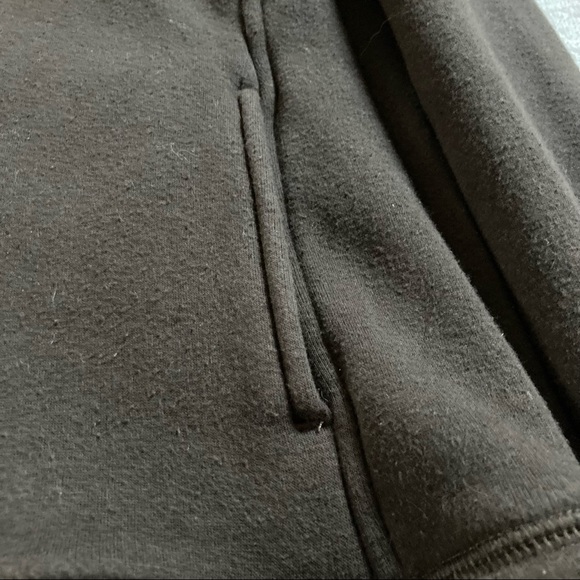 UGG Zip Up Hoodie, Brown, Size M. Excellent worn condition, like New!! - Picture 5 of 16